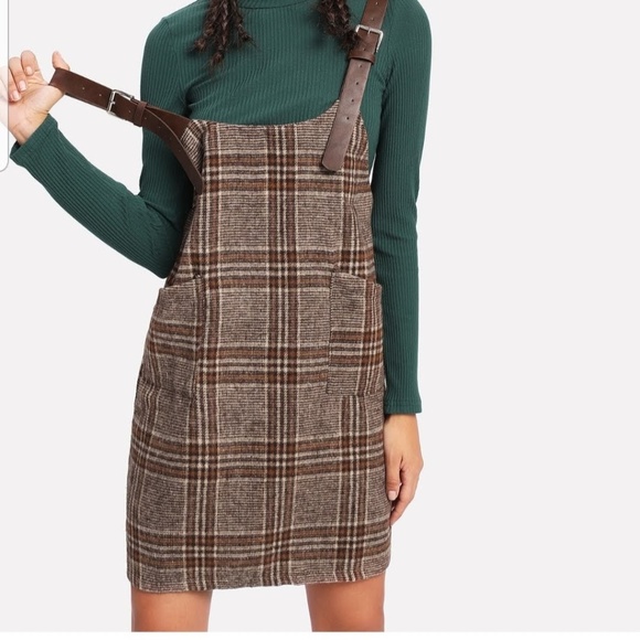 Only 2 left⏳Buckle Detail Overall Dress💞🦄 - Picture 5 of 7